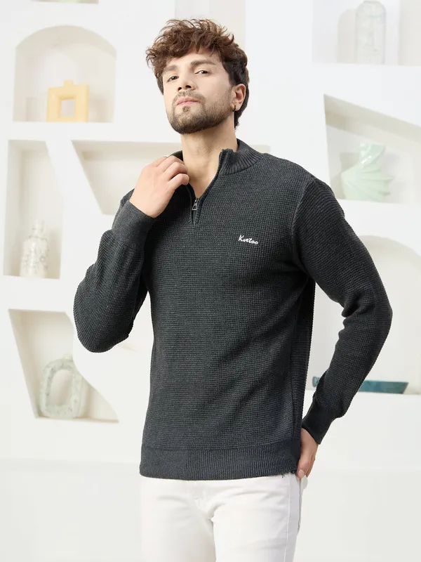 Dark-Grey_Mens_Half_Zipper_Self_Knitted_Plain_Sweater