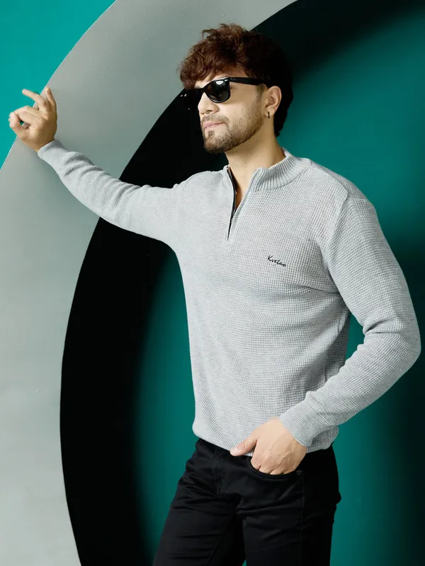 Grey_Mens_Half_Zipper_Self_Knitted_Plain_Sweater
