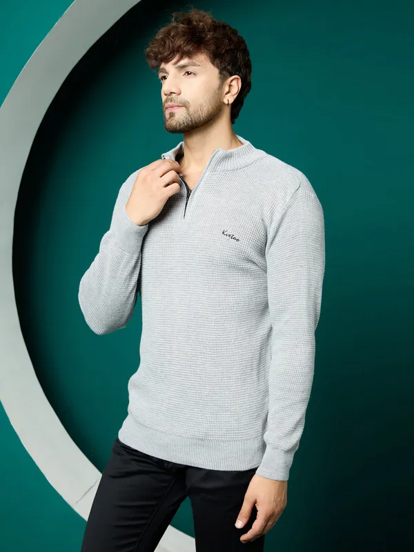 Grey_Mens_Half_Zipper_Self_Knitted_Plain_Sweater
