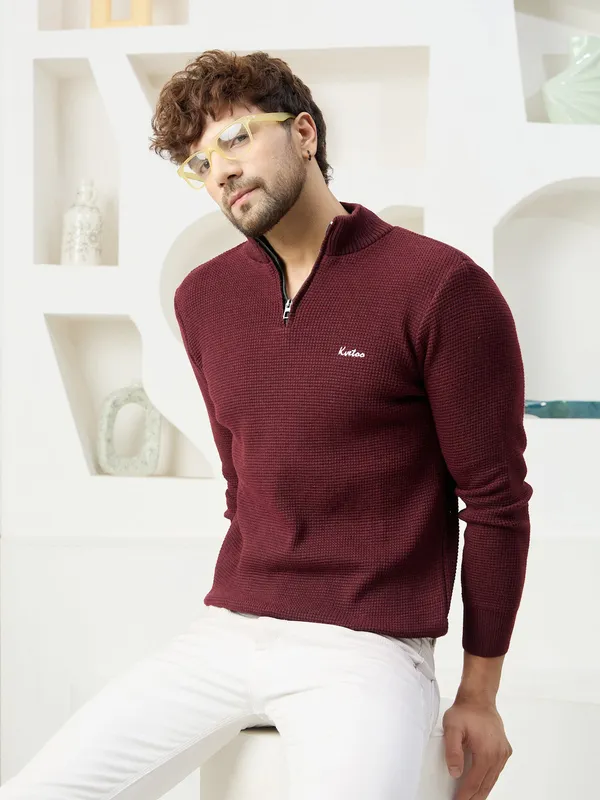 Wine_Mens_Half_Zipper_Self_Knitted_Plain_Sweater