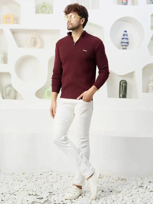 Wine_Mens_Half_Zipper_Self_Knitted_Plain_Sweater