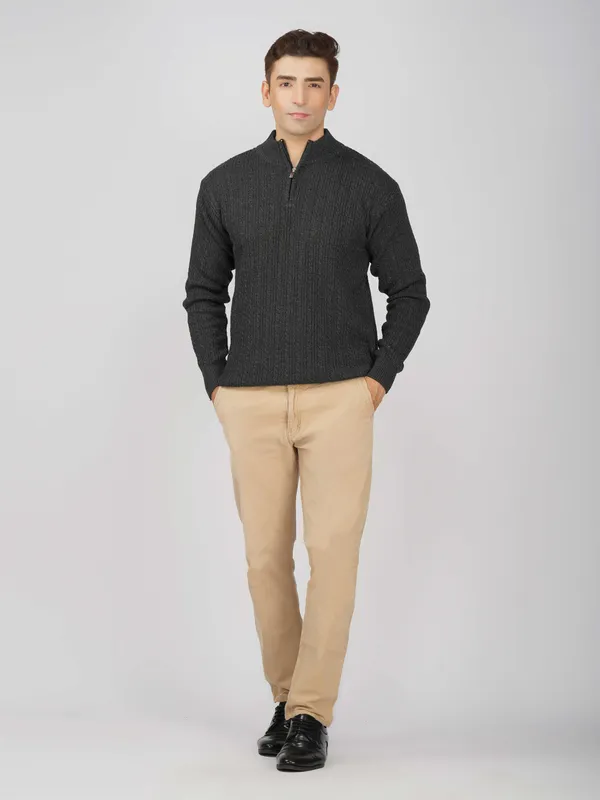 Dark_Grey_Men's_Quarter_Zip_Wool_Blend_Cable_Knit_Sweater_For_Winter
