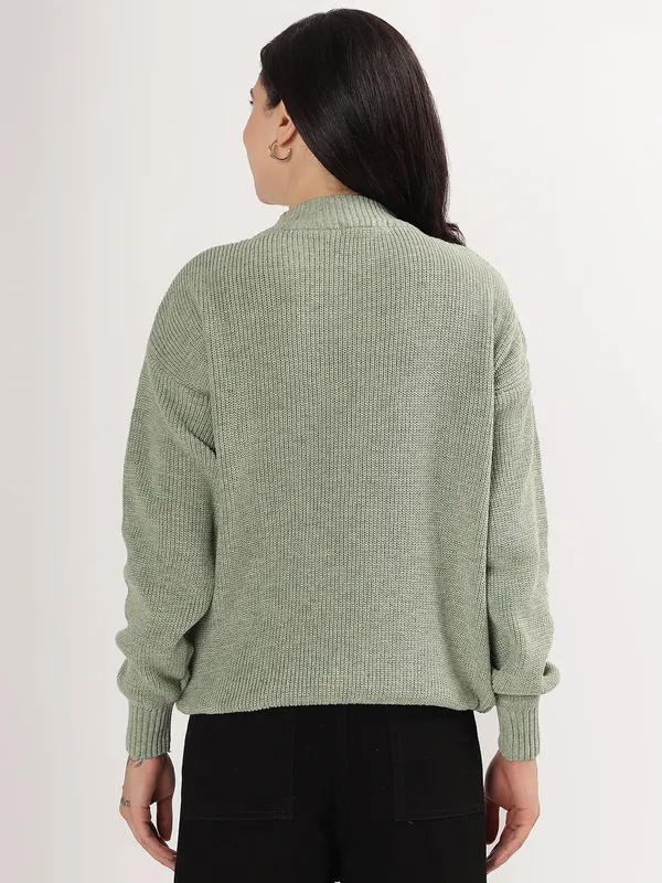 Light_Grey_Women's_Premium_Knitted_Sweater_Soft_Winter_Pullover,_Elegant_Warm_Knitwear_For_Casual_&_Office_Wear