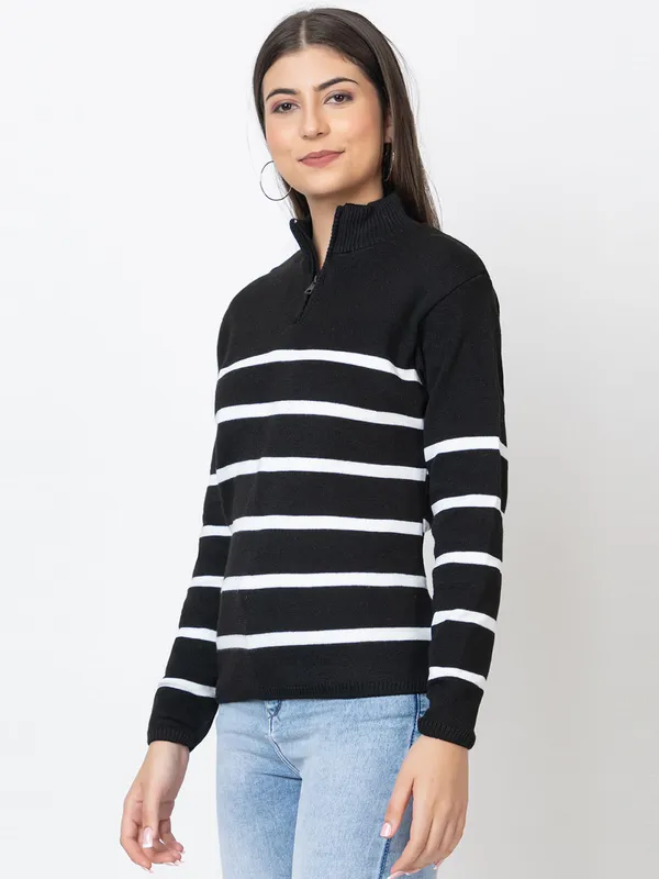 Black_Women_Half_Zipper_Striped