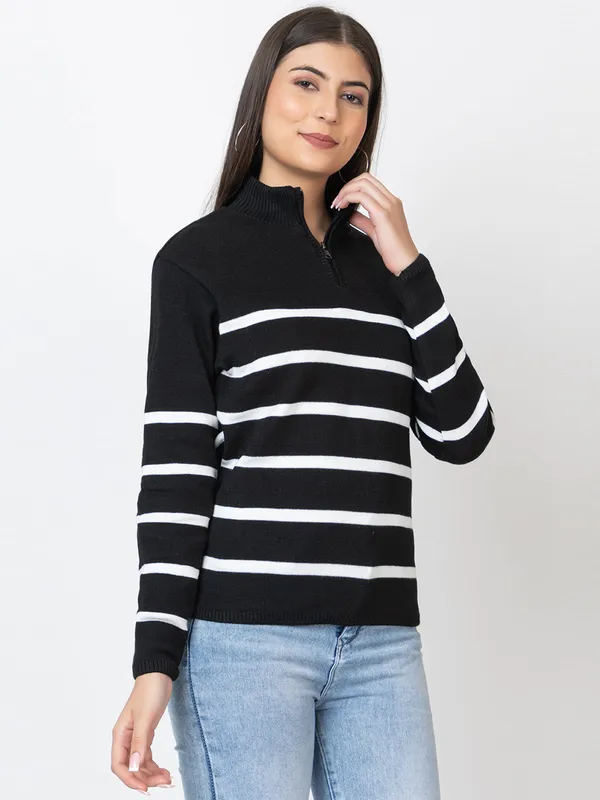 Black_Women_Half_Zipper_Striped