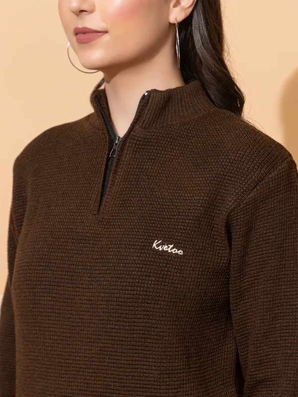 Brown_Women_Half_Zipper_Self_Knitted_Sweater
