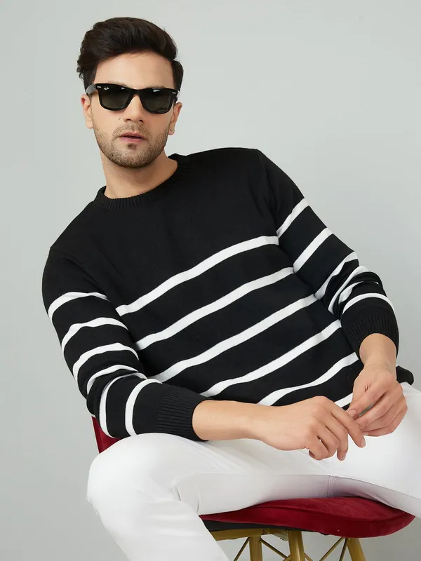 Black_Men_Round_Neck_Sweater