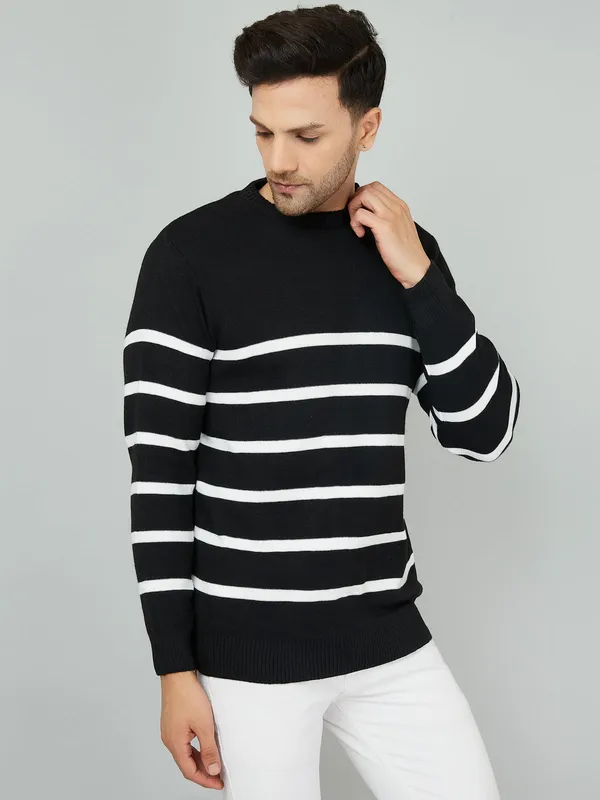 Black_Men_Round_Neck_Sweater