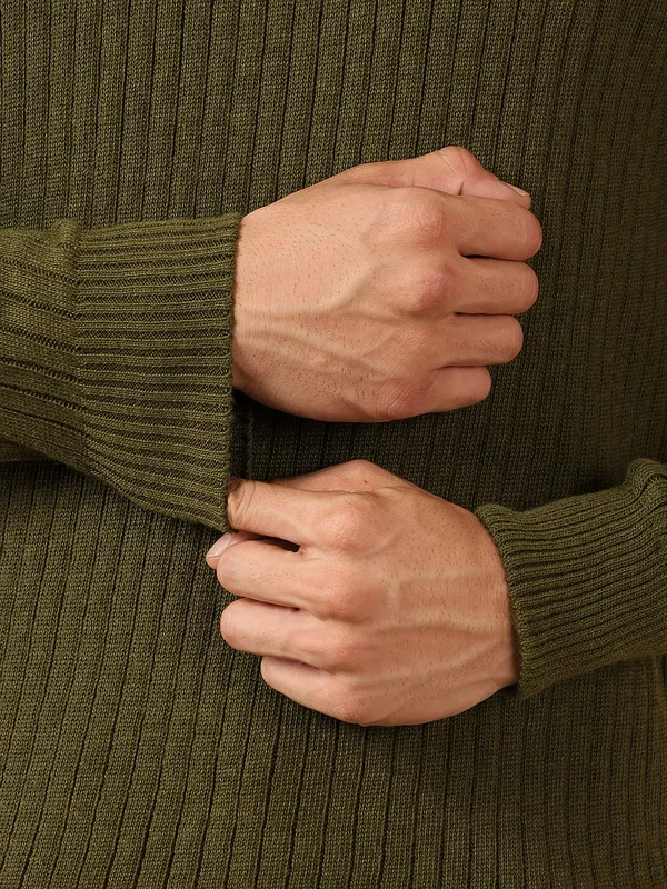 Olive_Woolen_Zipper_Sweater_For_Men