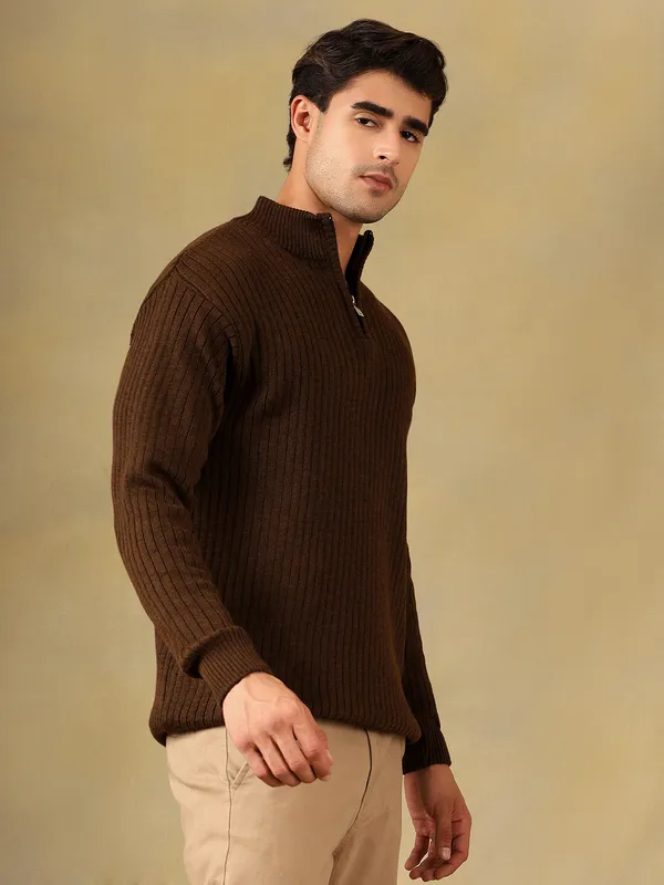 Brown_Woolen_Zipper_Sweater_For_Men