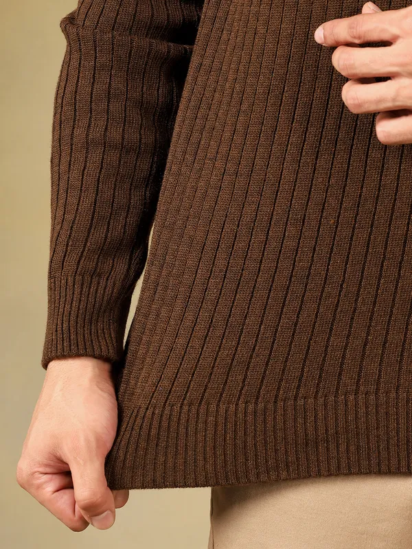 Brown_Woolen_Zipper_Sweater_For_Men