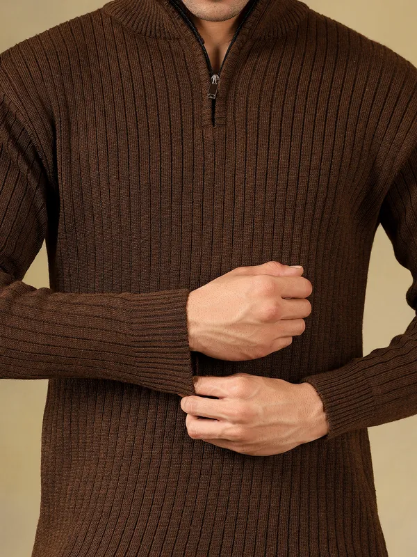 Brown_Woolen_Zipper_Sweater_For_Men