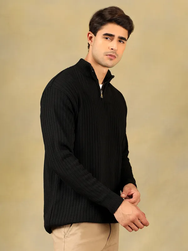 Black_Woolen_Zipper_Sweater_For_Men