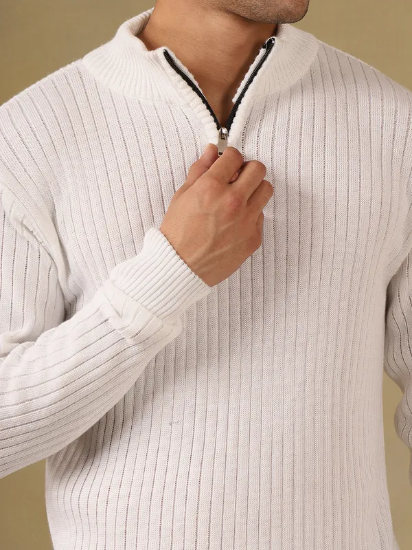 White_Woolen_Zipper_Sweater_For_Men