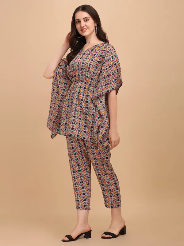 Grey_Premium_Slub_Kaftan_Co-Ord_Set_For_Women