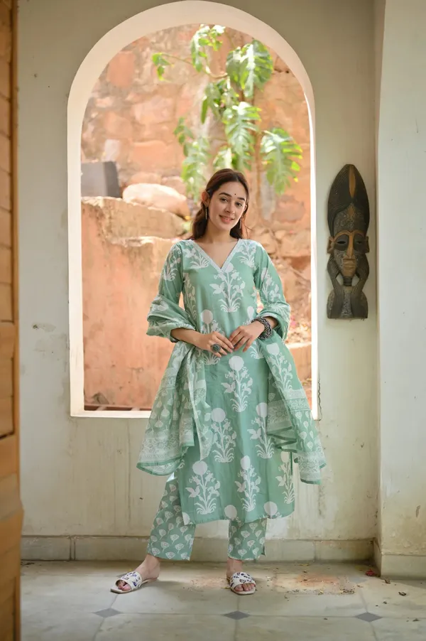 Green_Rayon_Slub_&_Dupatta_Kotachex_Everyday_Comfort_Kurti_For_Women