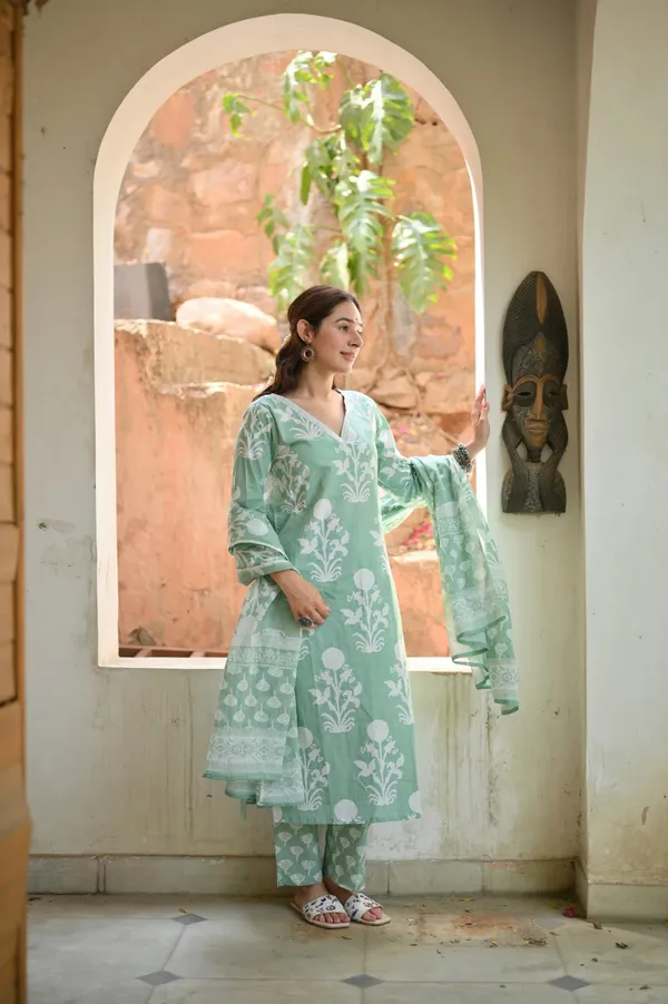 Green_Rayon_Slub_&_Dupatta_Kotachex_Everyday_Comfort_Kurti_For_Women