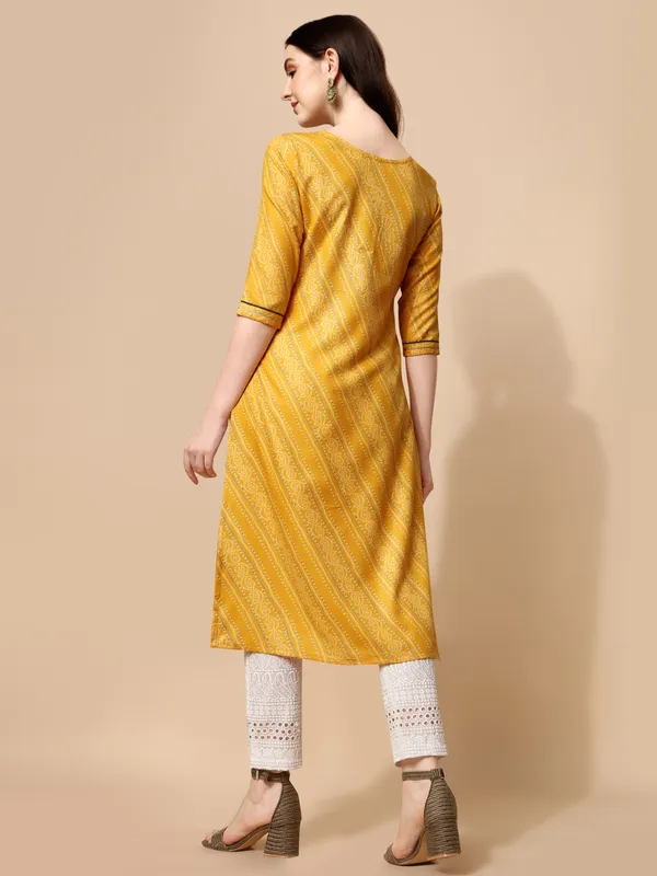 Yellow_Cotton_Blend_Solid_Tone_Kurta_For_Women