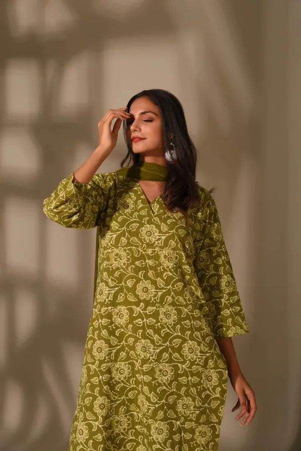 Green_Rayon_Slub_&_Dupatta_Kotachex_Co-Ord_Set_For_Women