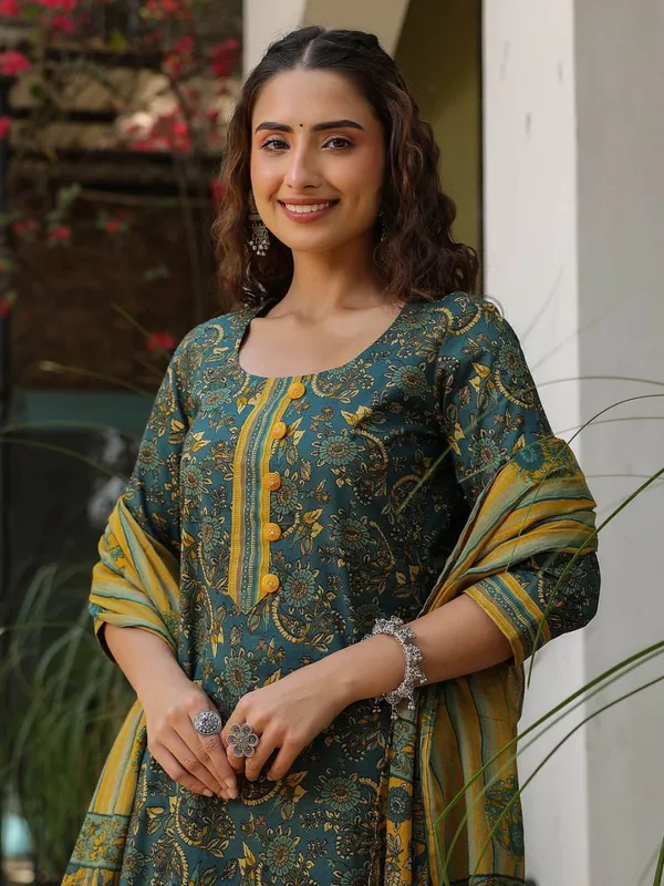 Rayon_Slub_&_Dupatta_Kotachex_Kurta_Set_For_Women