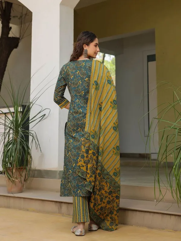 Rayon_Slub_&_Dupatta_Kotachex_Kurta_Set_For_Women