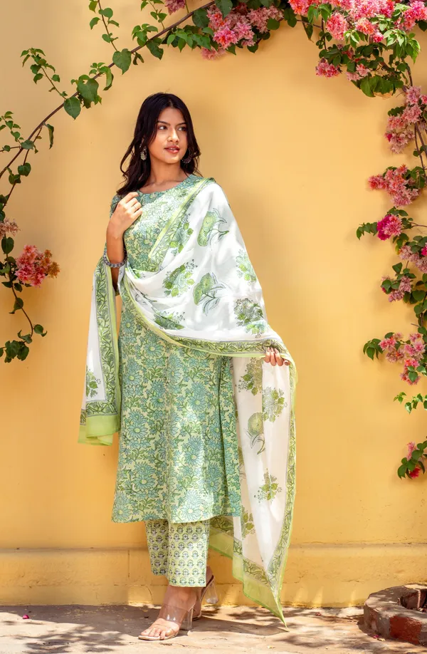 Green_Rayon_Slub_&_Dupatta_Kotachex_Kurta_Set_For_Women
