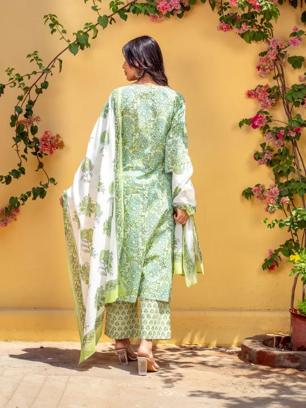 Green_Rayon_Slub_&_Dupatta_Kotachex_Kurta_Set_For_Women