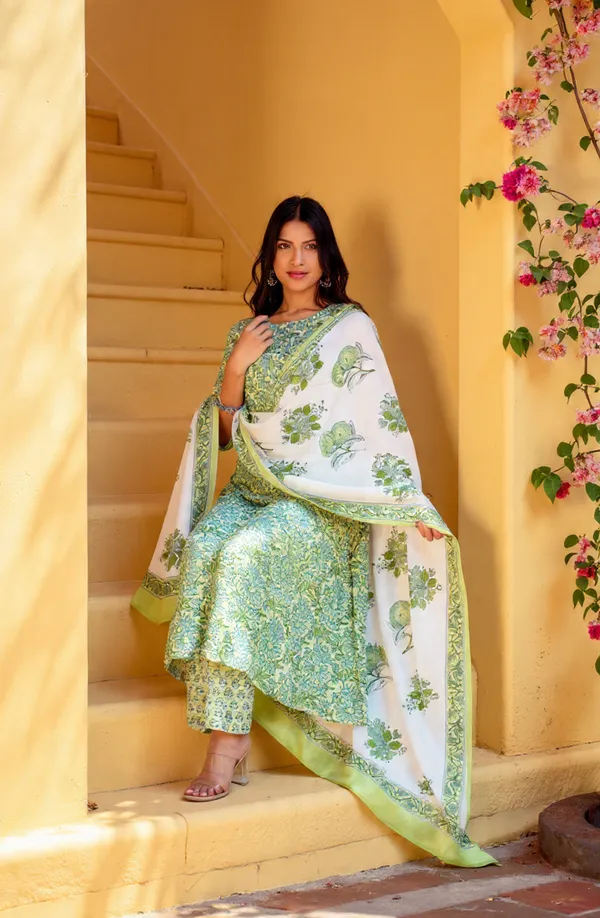 Green_Rayon_Slub_&_Dupatta_Kotachex_Kurta_Set_For_Women