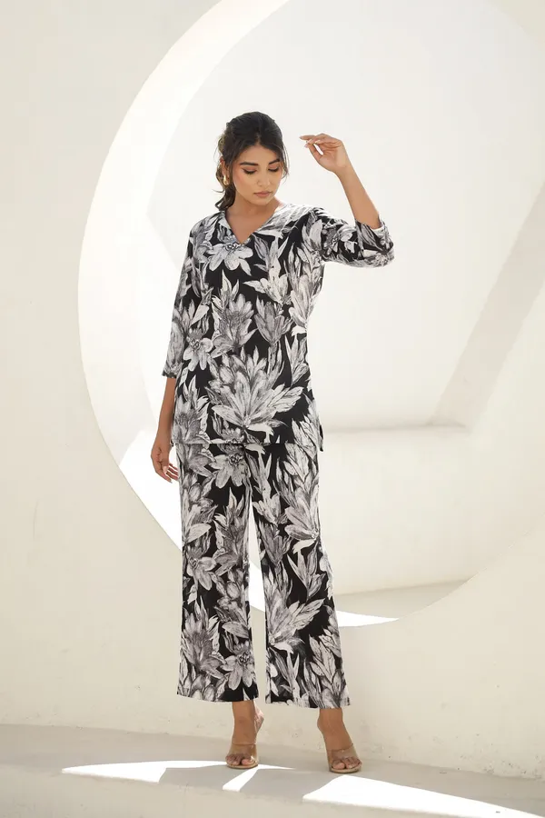 Black_Rayon_Slub_Designer_Festive_Co-Ord_Outfit_For_Women