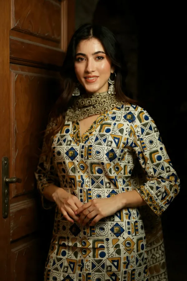 Rayon_Slub_&_Dupatta_Kotachex_Kurta_Set_For_Women