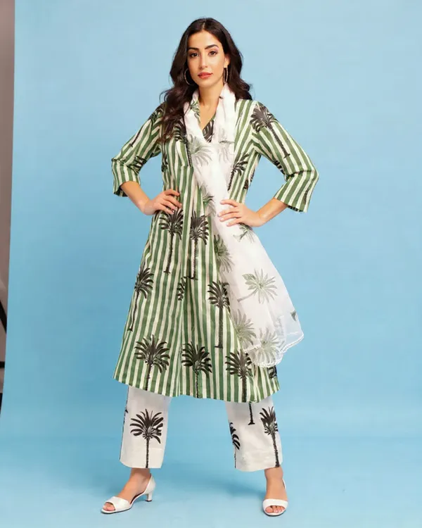 Green_Rayon_Slub_&_Dupatta_Kotachex_Kurta_Set_For_Women