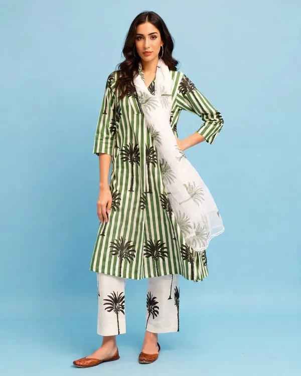 Green_Rayon_Slub_&_Dupatta_Kotachex_Kurta_Set_For_Women