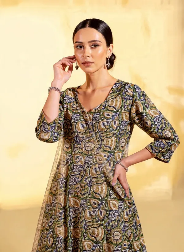 Rayon_Slub_&_Dupatta_Coatchex_Kurti_Set_For_Women