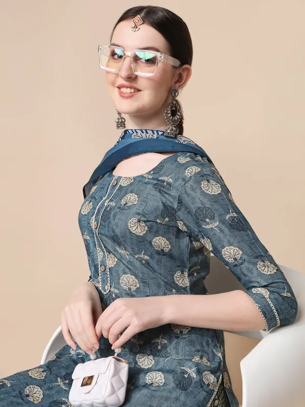 Blue_Cotton_Blend_Kurta_Set_For_Women