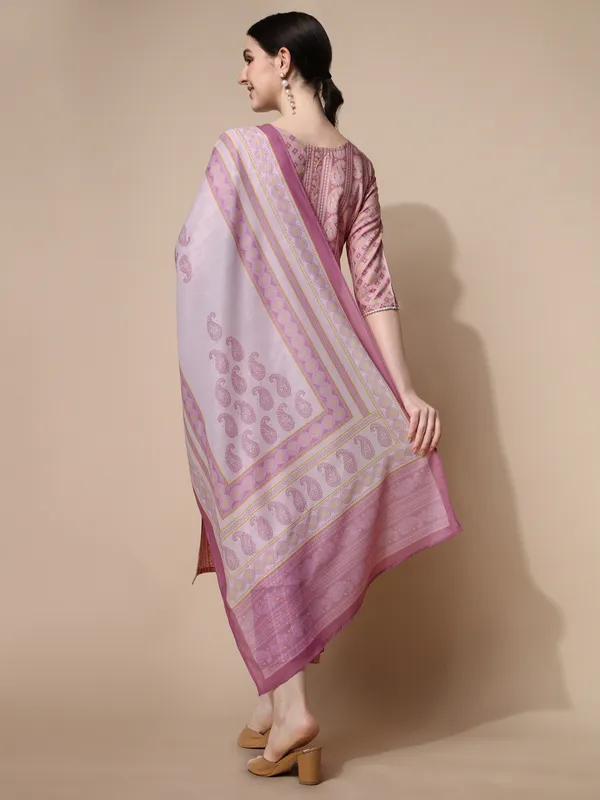 Pink_Cotton_Blend_Kurta_Set_For_Women