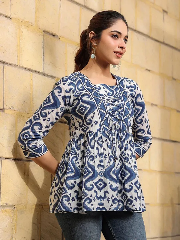 Blue_Rayon_Slub_Trendy_Modern_Top_For_Women