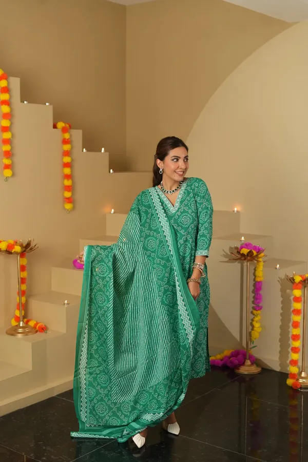 Green_Rayon_Slub_&_Dupatta_Kotachex_Kurta_Set_For_Women