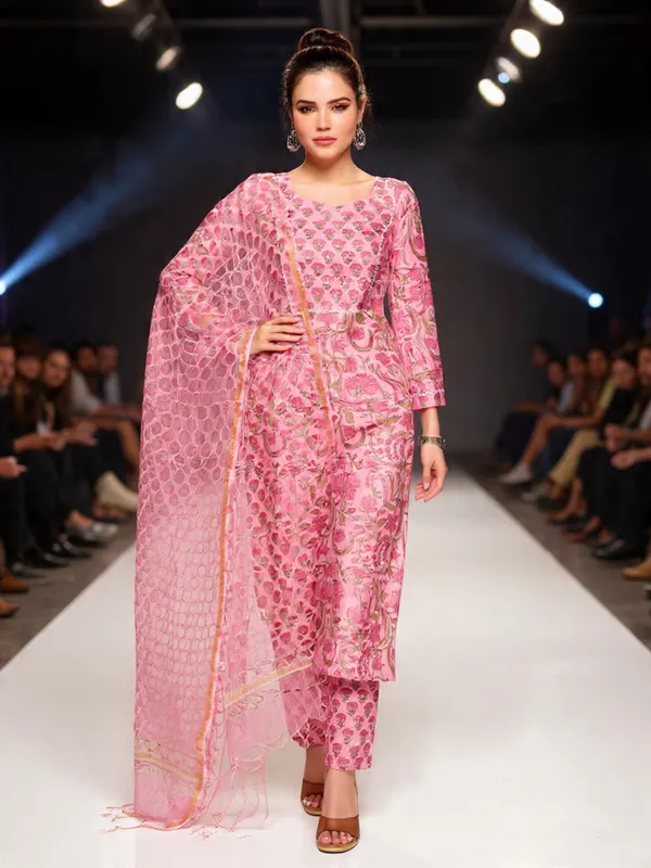 Pink_Rayon_Slub_&_Dupatta_Kotachex_Kurta_Set_For_Women
