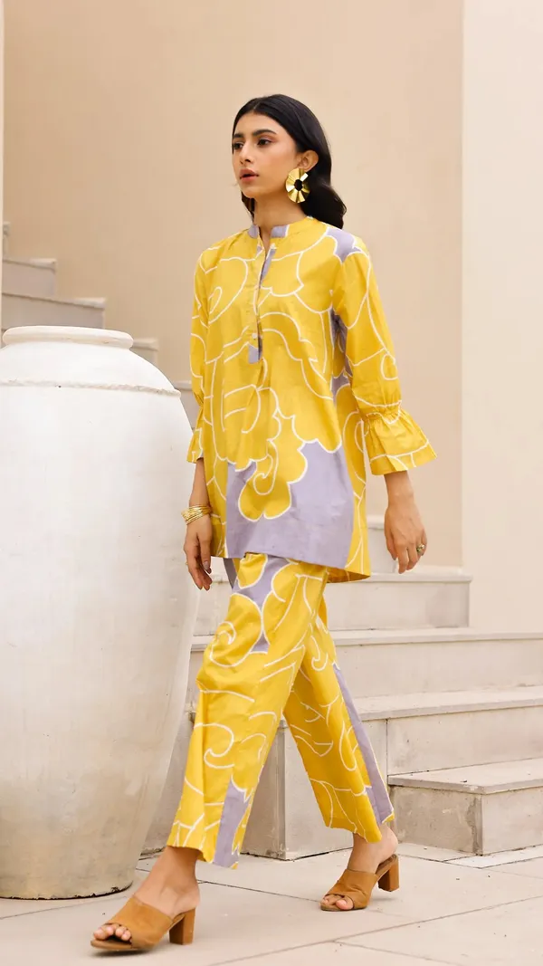 Yellow_Rayon_Slub_Royal_Festive_Kurta_Dupatta_Set_For_Women