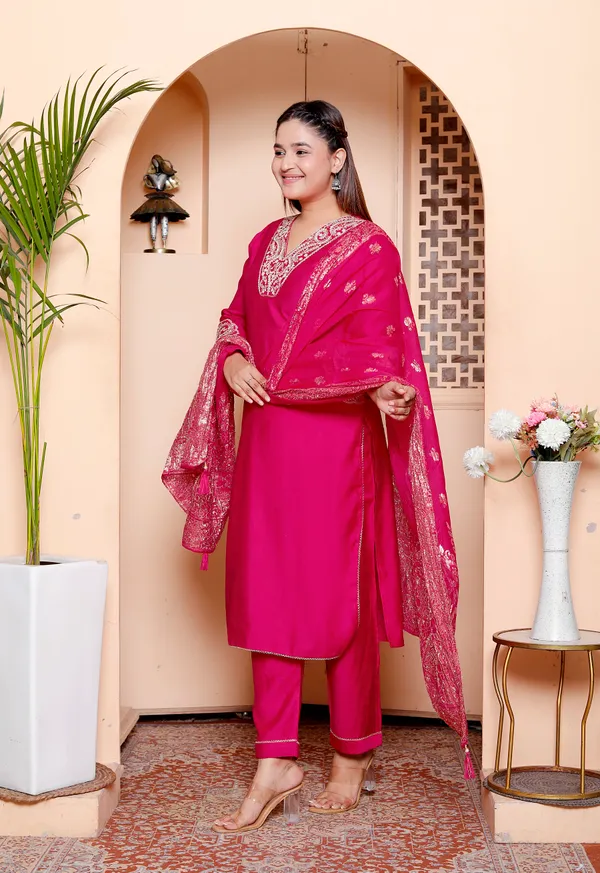 Womens_Roman_Silk_Embroidery_Placement_Suits_set