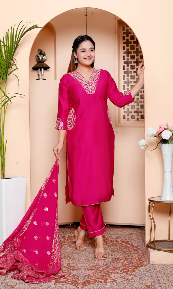 Womens_Roman_Silk_Embroidery_Placement_Suits_set