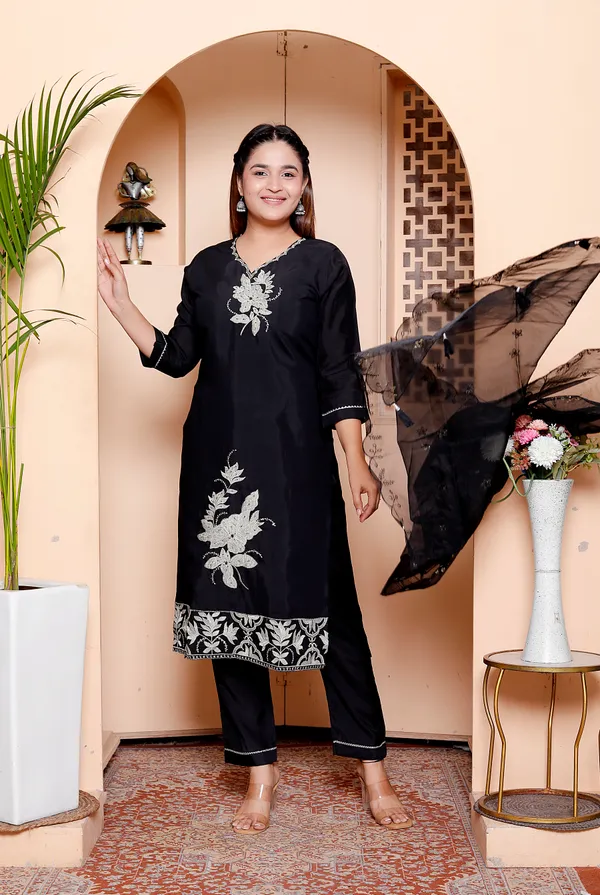 Womens_Roman_Silk_Embroidery_Black_Suit
