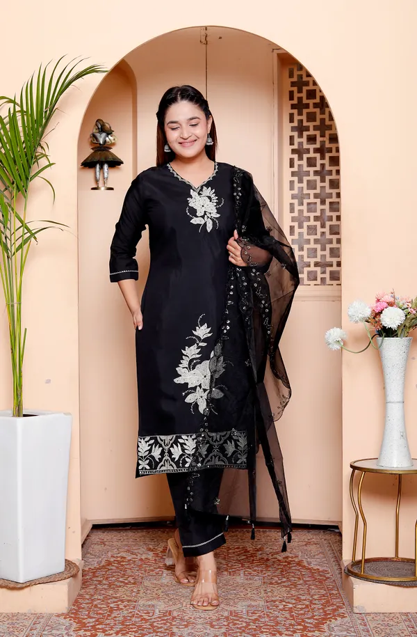 Womens_Roman_Silk_Embroidery_Black_Suit