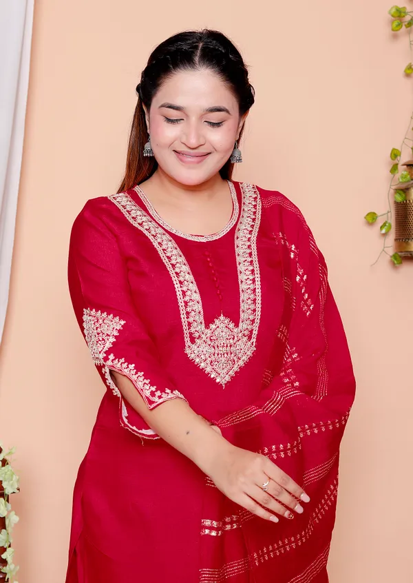Womens_Red_Vertican_Embroiderey_Suit_Set