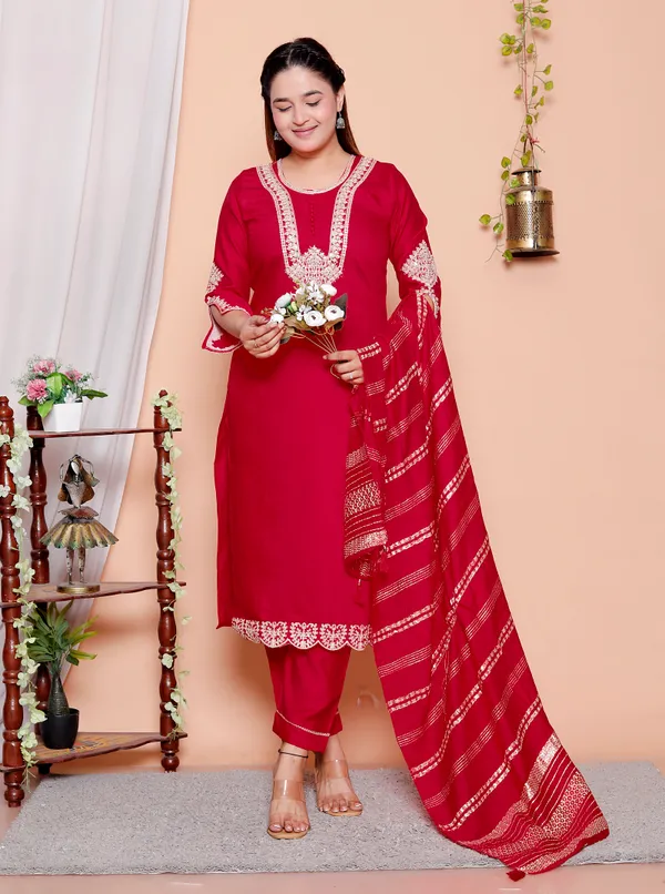 Womens_Red_Vertican_Embroiderey_Suit_Set
