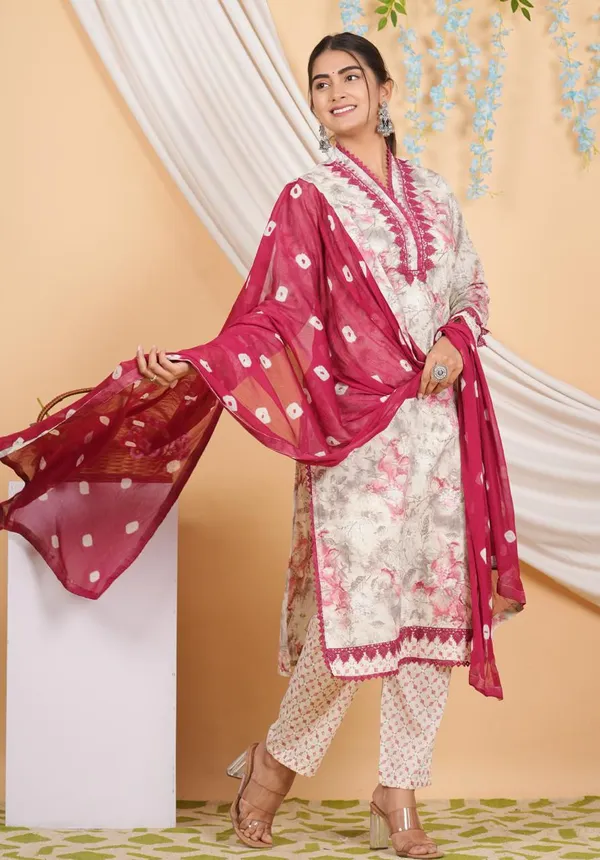 Maroon_Cotton_V_Neck_Printed_Suit_Set_With_Chiffon_Dupatta_For_Women