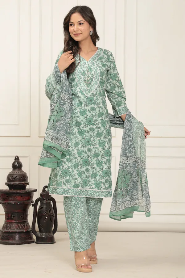 Green_Noor_Printed_Cotton_Suit_Set_For_Women
