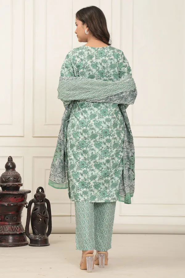 Green_Noor_Printed_Cotton_Suit_Set_For_Women