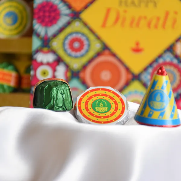 Diwali_Gift,_Personalised_/_Customized_Chocolate_Box_(Phataka_Chocolates)_Specially_For_Your_Loved_Ones