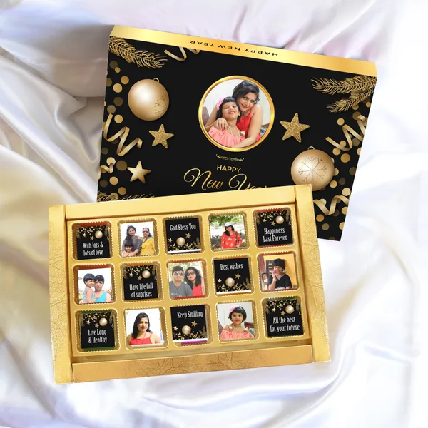 New_Year_Gift,_Personalised_/_Customized_Chocolate_Box_(15_Cubes)_(Black)